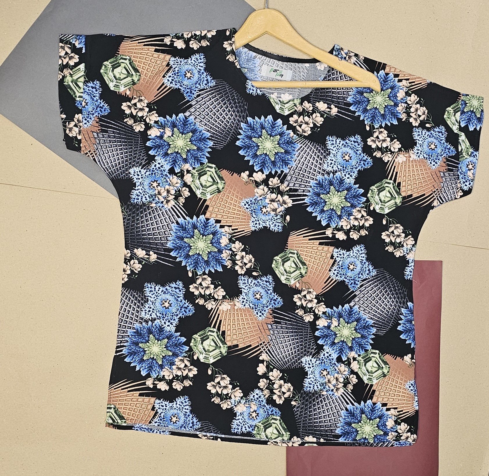 تیشرت  نخی طرح غزل مشکی 1